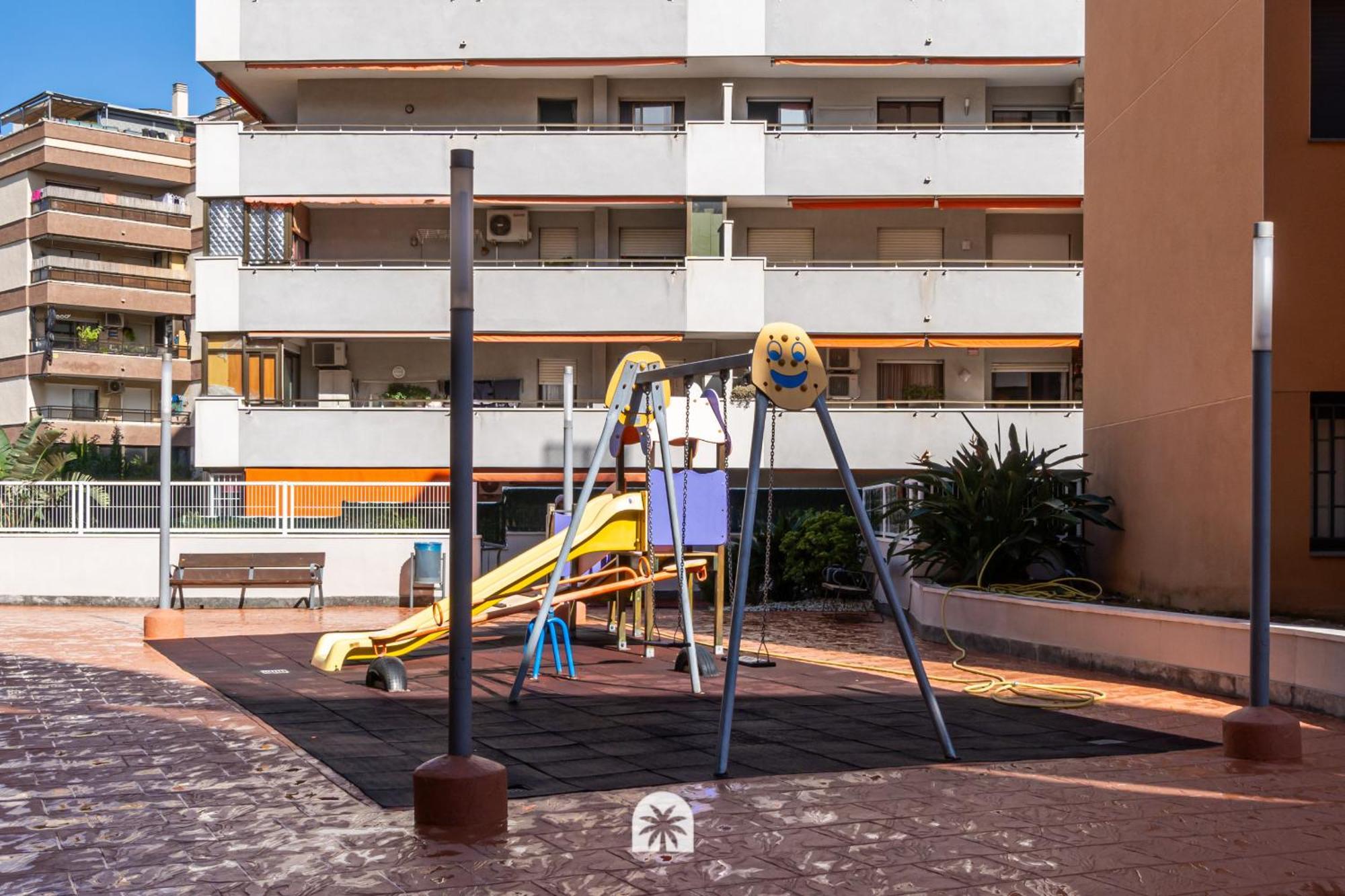 Mediterranean Way - Amadeus Confort Y Lujo Familiar La Pineda Zewnętrze zdjęcie